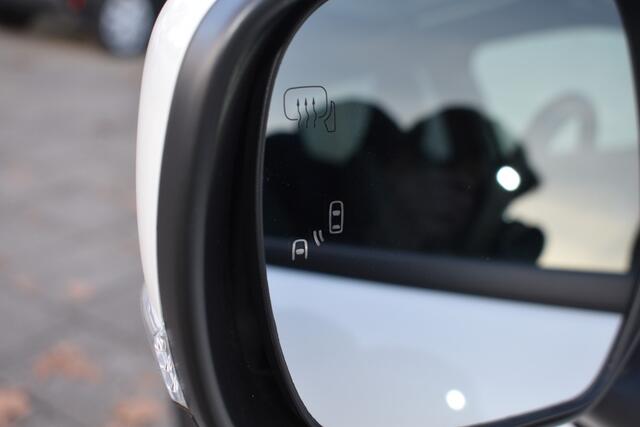 Toyota URBAN CRUISER Executive 61 kWh Automaat 174pk | stoel & stuurverwarming | JBL | Pano | 360 Camera | Demonstratieauto, wordt mee gereden