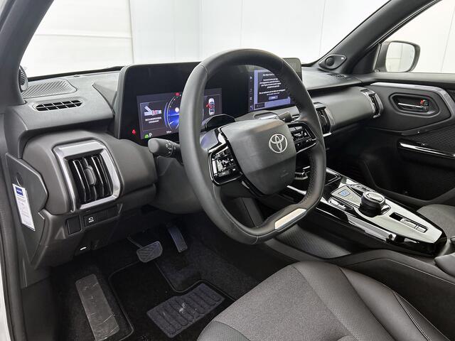 Toyota URBAN CRUISER Executive 61 kWh | DEMO |