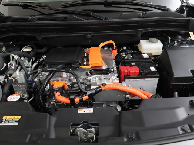 Toyota URBAN CRUISER Dynamic 61 kWh