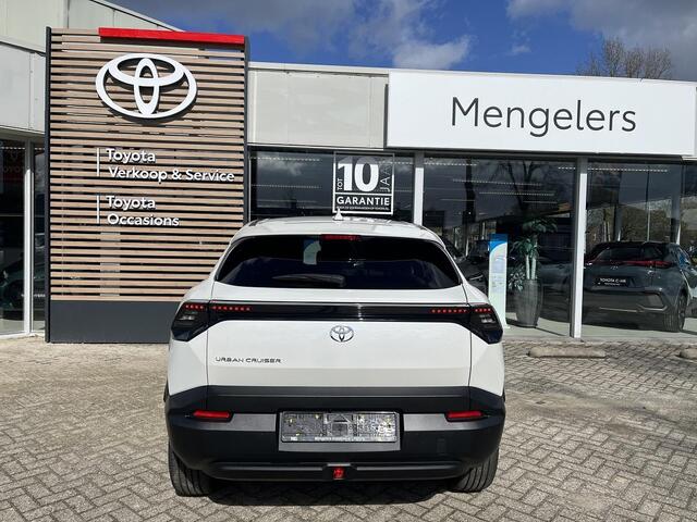 Toyota URBAN CRUISER Executive 61 kWh | Nu met EXTRA INRUILVOORDEEL VAN ¤ 1.500,-