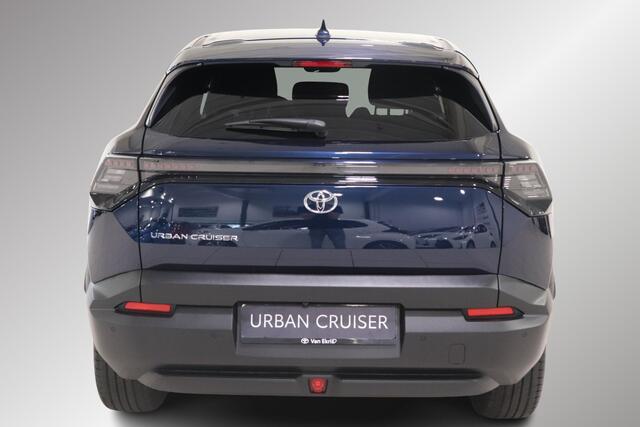 Toyota URBAN CRUISER Dynamic 61 kWh, Stuur & Stoel verwarming, Apple Carply & Android Auto, 67kW DC, Camera!