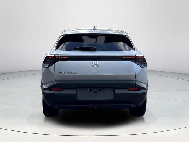 Toyota URBAN CRUISER Dynamic 61 kWh **SPLENDID SILVER/ NIEUWE AUTO/ DIRECT LVERBAAR**