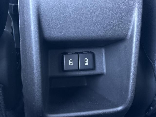 Toyota URBAN CRUISER Executive 61 kWh **PANORAMA DAK/ STUURVERWARMING/ DODEHOEK DETECTIE**