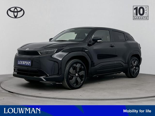 Toyota URBAN CRUISER Executive 61 kWh | Apple Carplay & Android Auto | Parkeercamera | * | Auto op bestelling |