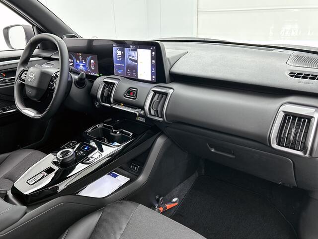 Toyota URBAN CRUISER Executive 61 kWh *EV-Deal* | DEMO & DIRECT LEVERBAAR | Full Option | JBL | Stoel + Stuurverwarming | 360 gr Camera |