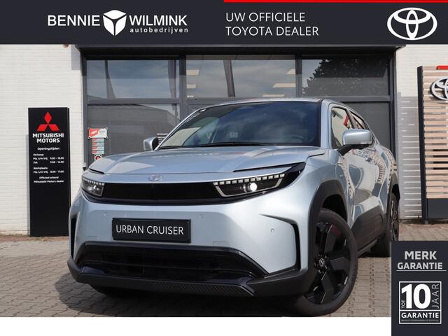 Toyota URBAN CRUISER Executive 61 kWh | Panoramdak | 360 Camera | Stuur/Stoel Verwarming |
