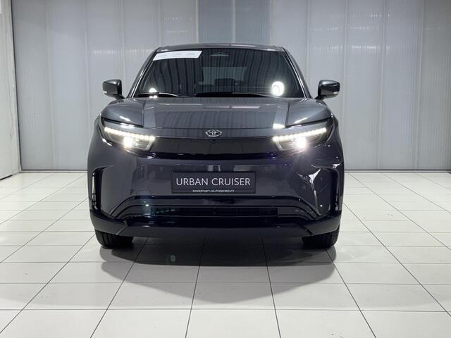 Toyota URBAN CRUISER Dynamic 61 kWh € 3000 inruilpremie, Stoelverwarming, Applecarplay/android auto,