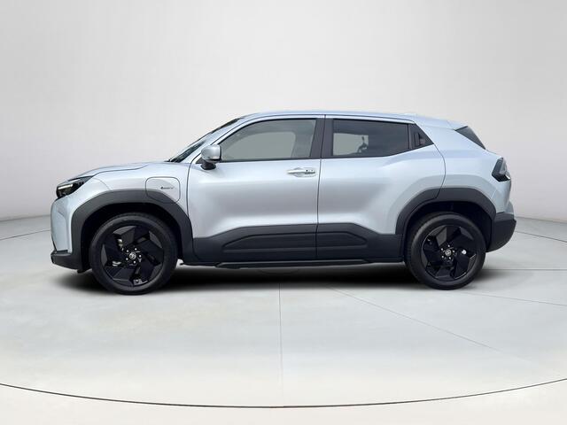 Toyota URBAN CRUISER Dynamic 61 kWh | € 3.000 extra inruilwaarde |