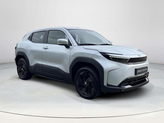 Toyota URBAN CRUISER Dynamic 61 kWh | € 3.000 extra inruilwaarde |