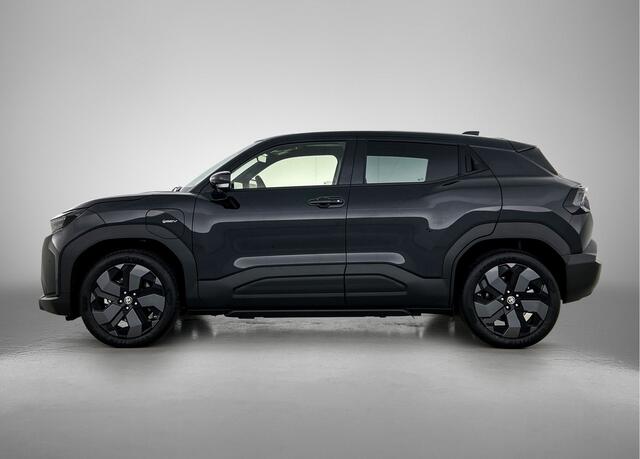 Toyota URBAN CRUISER Executive 61 kWh DEMO | ACC | Stoel en Sturverwarming | Carplay | 360camera | PDC | JBL |