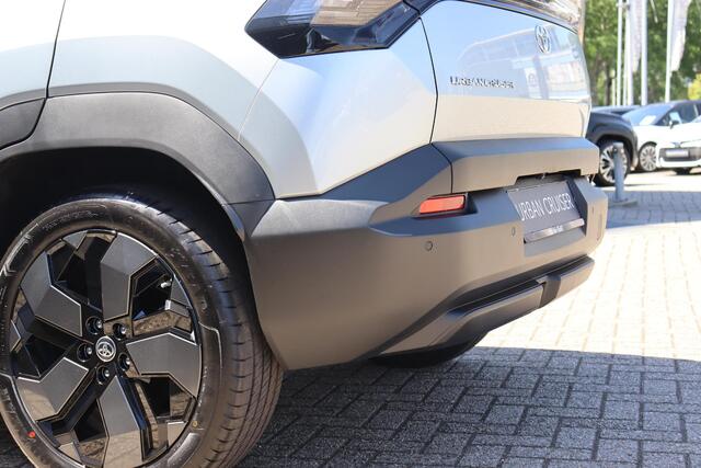 Toyota URBAN CRUISER Executive 61 kWh Nieuw en snel leverbaar met €3.000,- inruilpremie!! – foto 10