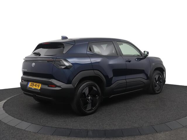 Toyota URBAN CRUISER Dynamic 61 kWh | Stuur en stoelverwarming | Navigatie | Parkeersensoren | All season banden | – foto 2