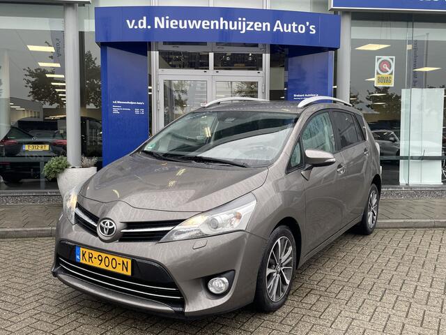 Toyota VERSO 1.8 VVT-i Dynamic 7 Persoons ! | Achteruitrijcamera | Cruise control | Navigatie |