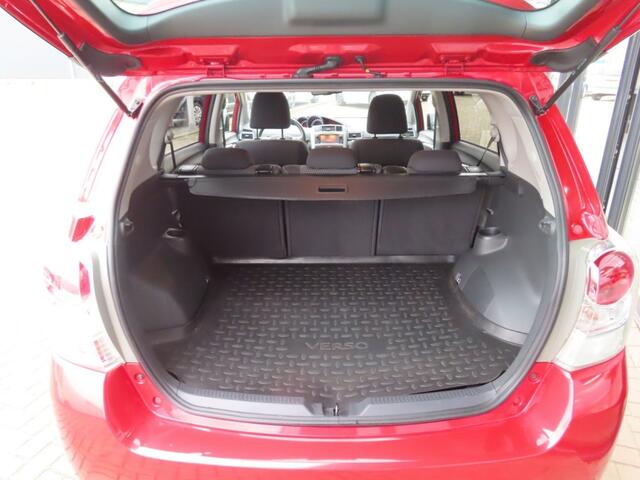 Toyota VERSO 1.8 VVT-I Business Aut Ecc Navi Camera 2016