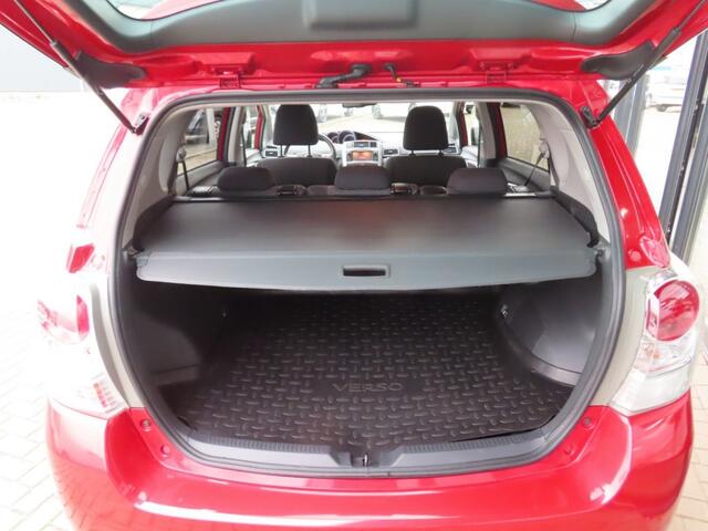 Toyota VERSO 1.8 VVT-I Business Aut Ecc Navi Camera 2016