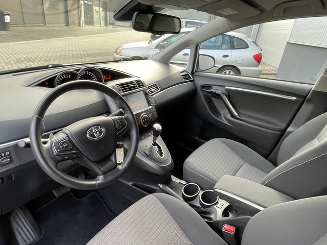 Toyota VERSO 1.8 VVT-i SkyView Edition , Automaat, Trekhaak