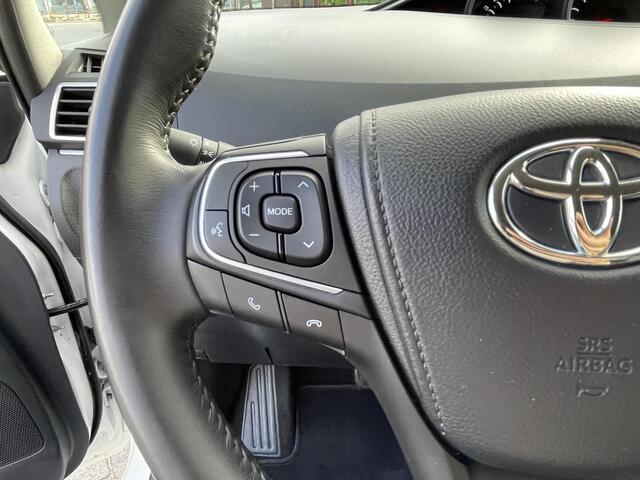 Toyota VERSO 1.8 VVT-i SkyView Edition , Automaat, Trekhaak