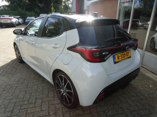 Toyota YARIS 1.5 Hybrid GR Sport Panoramadak