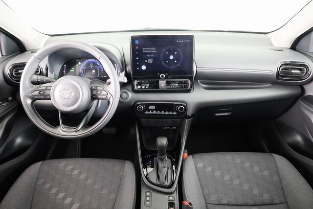 Toyota YARIS 1.5 Hybrid 115 Business Plus *DEMO* | ParkeerCamera | Climate Control | Apple Carplay/Android Auto |