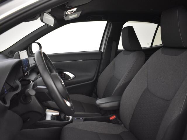 Toyota YARIS 1.5 VVT-I First Edition | Navigatie | Camera
