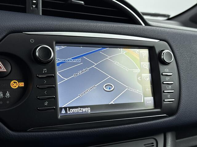 Toyota YARIS 1.5 Hybrid Bi-Tone | Camera | Navigatie | LM velgen | Cruise Control | Climate Control |