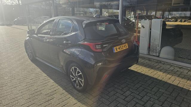 Toyota YARIS 1.5 Hybride Dynamic NLauto | dealeronderhouden | All-in