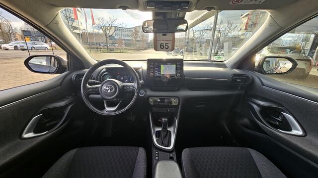Toyota YARIS 1.5 Hybride Dynamic NLauto | dealeronderhouden | All-in