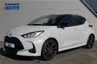 toyota-yaris-1.5-hybrid-130pk!-gr-s