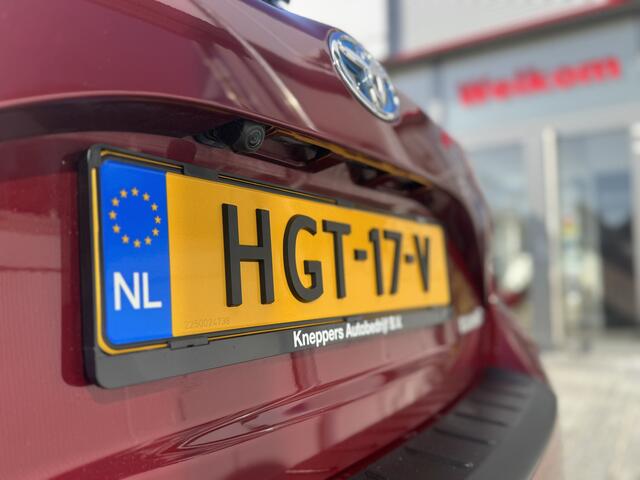 Toyota YARIS 1.5 Hybrid Bi-Tone Panorama dak, Keyless, Navigatie , All-in Rijklaarprijs
