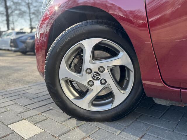 Toyota YARIS 1.5 Hybrid Aspiration Navigatie, Lichtmetalen velgen , All-in Rijklaarprijs