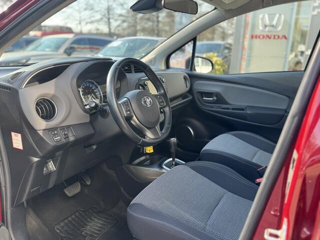 Toyota YARIS 1.5 Hybrid Aspiration Navigatie, Lichtmetalen velgen , All-in Rijklaarprijs
