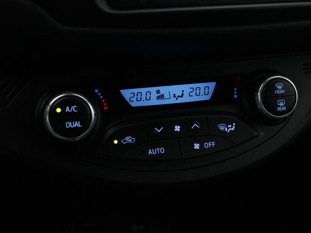Toyota YARIS 1.5 Hybrid Gr-Sport Limited | Camera | Climate Control | LM velgen | Cruise Control | Half leder |