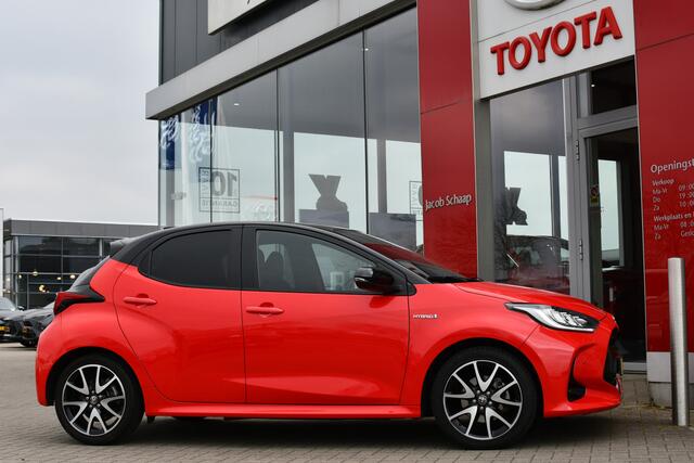 Toyota YARIS 1.5 Hybrid Launch Edition Automaat 116pk | Dodehoekdetectie | Head-up | JBL audio | NL-auto | Dealer-onderhouden |