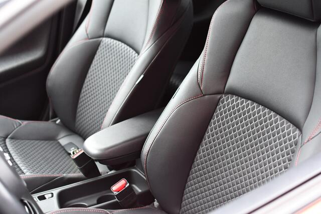 Toyota YARIS 1.5 Hybrid Launch Edition Automaat 116pk | Dodehoekdetectie | Head-up | JBL audio | NL-auto | Dealer-onderhouden |