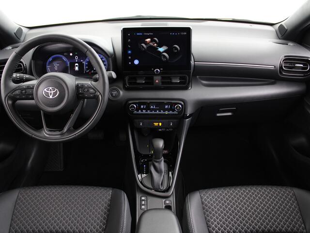 Toyota YARIS 1.5 Hybrid 130 Executive PDC | Blind Spot | Stoelverwarming | Stuurwielverwarming