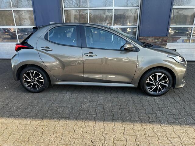 Toyota YARIS 1.5 VVT-I BNS PLUS NAVI. CAMERA. ALL.IN.
