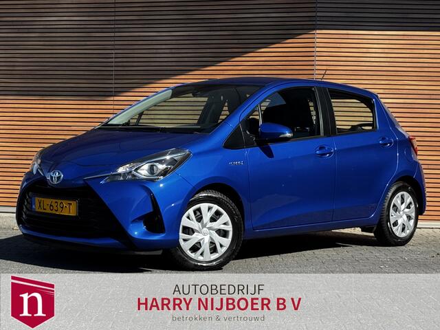 Toyota YARIS 1.5 Hybrid Active zomer/winter banden / Camera / Navigatie