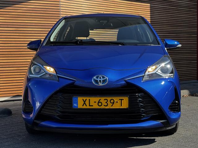 Toyota YARIS 1.5 Hybrid Active zomer/winter banden / Camera / Navigatie