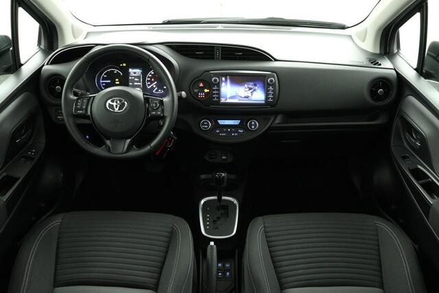 Toyota YARIS 1.5 Hybrid Design Sport | Schuif/Kantel dak | Fietsendragerbeugel | Parkeercamera |