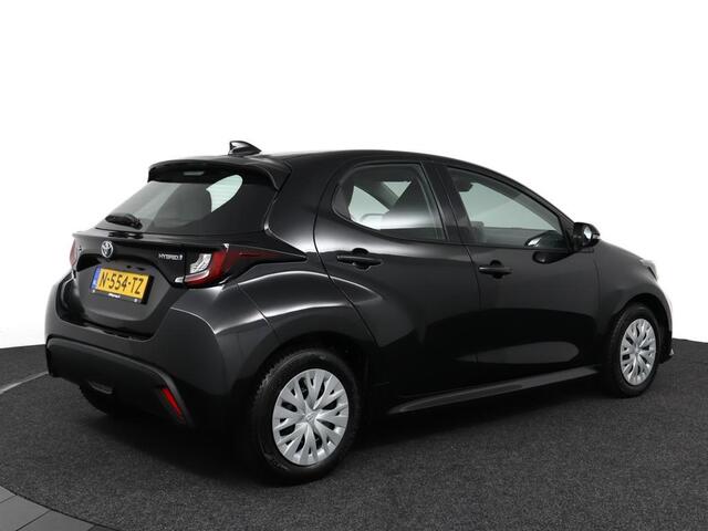 Toyota YARIS 1.5 Hybrid Active | Apple Carplay/Android Auto | Parkeercamera | Adaptieve Cruise-Control |