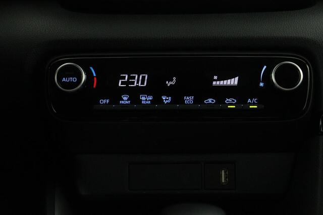 Toyota YARIS 1.5 Hybrid Active | Apple Carplay/Android Auto | Parkeercamera | Adaptieve Cruise-Control |