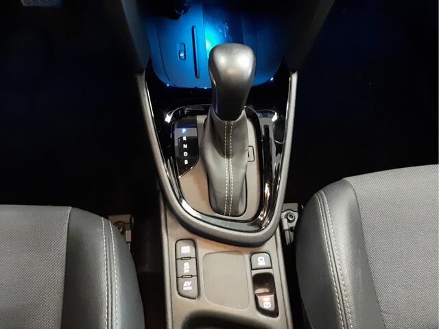 Toyota YARIS Cross 1.5 Hybrid Adventure Limited | Panoramadak | Head-up display | Half leder |