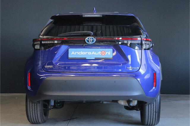 Toyota YARIS Cross 1.5 Hybrid Executive |pano|head up|elek klep|ACC|360 camera|