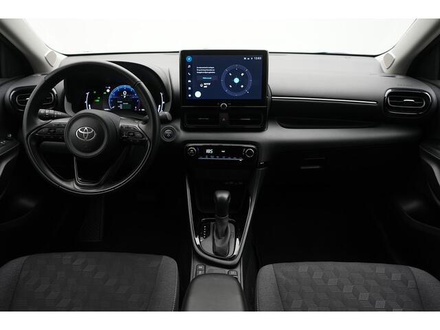 Toyota YARIS 1.5 Hybrid 115 First Edition