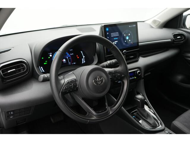 Toyota YARIS 1.5 Hybrid 115 First Edition