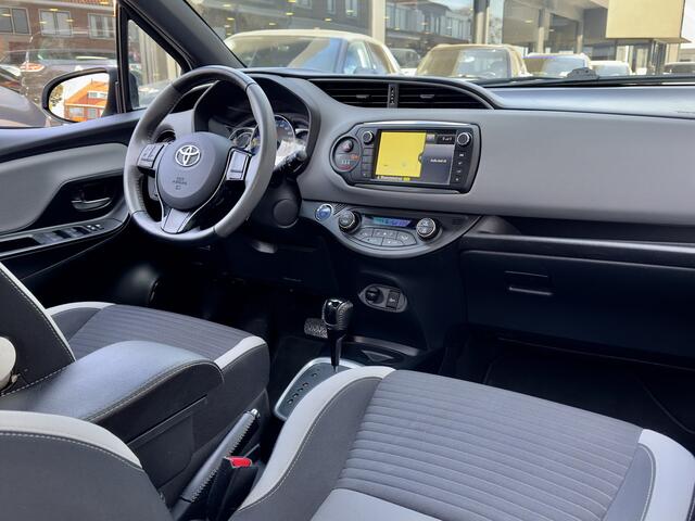 Toyota YARIS 1.5 HYBRID DYNAMIC BI-TONE AUTOM 88D.KM NAVI CAMERA AIRCO LED LMV PDC