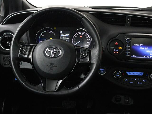 Toyota YARIS 1.5 Hybrid Premium Limited