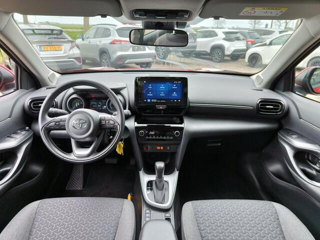 Toyota YARIS Cross 1.5 Hybrid Active Connect | Clima | Cruise | Navi | PDC rondom | Unieke km