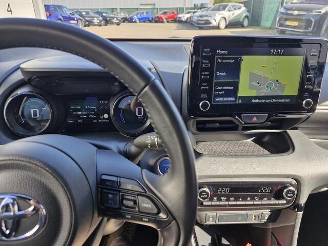 Toyota YARIS 1.5 Hybrid Executive