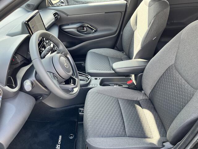 Toyota YARIS Cross 1.5 Hybrid 115 First Edition Limited Parkeersensoren Stoel Stuurverwarming Carplay Navi